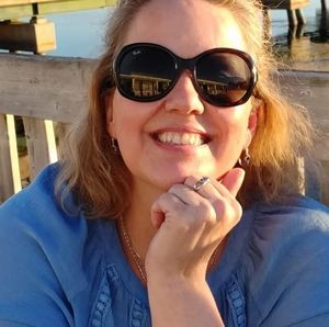 Meet your Posher, Catherine